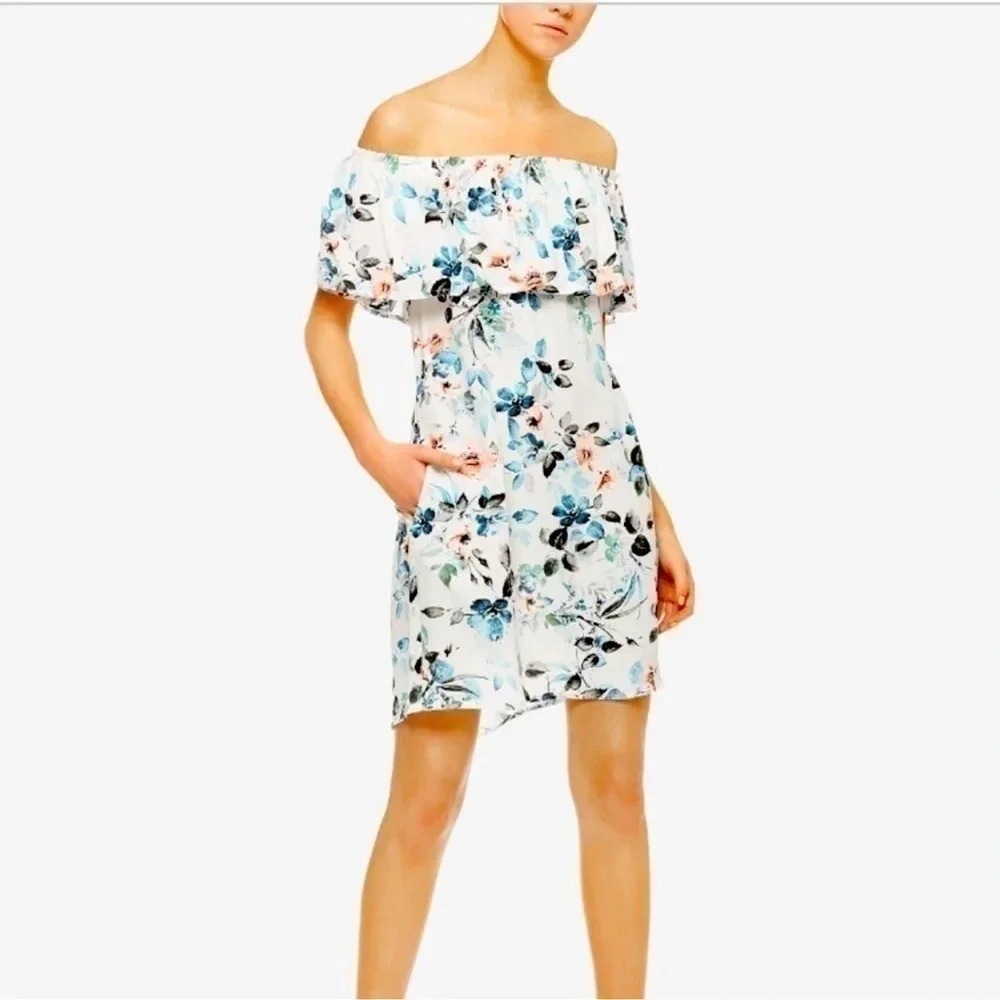 Sanctuary Havana Floral off the shoulder dress. Size S